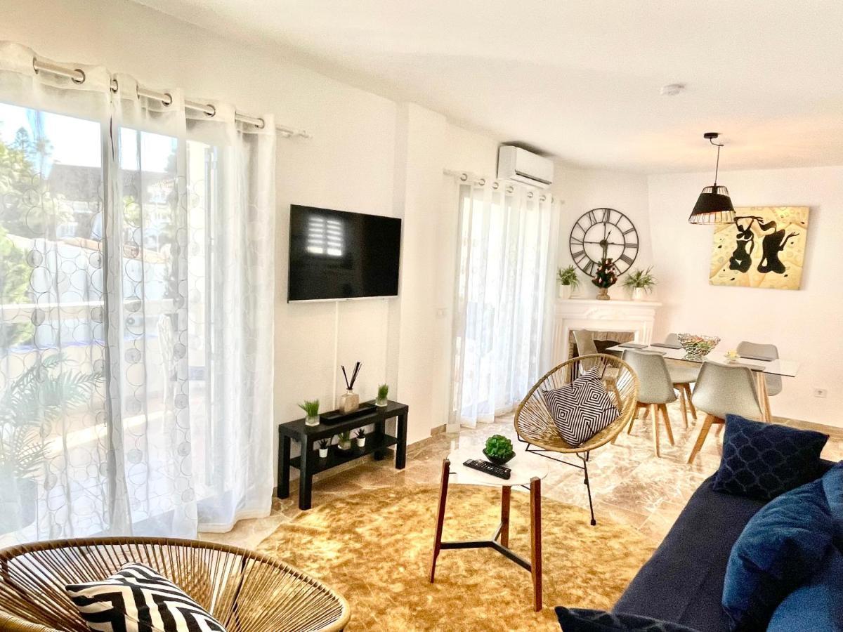 Riviera By The 2 Bedroom Apartment Sitio de Calahonda